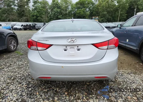 2013 Hyundai Elantra Gls from USA, damaged, VIN KMHDH4AE5DU948738